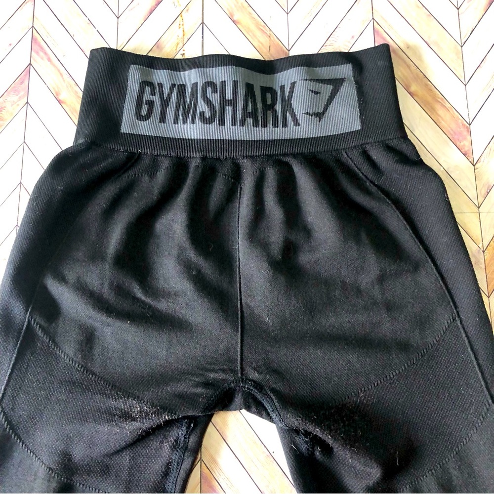 Gymshark Women’s Small Black Compression Leggings Size Small. Some Slight Wear